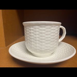Set of 4 Wedgwood Nantucket Cups and Saucers